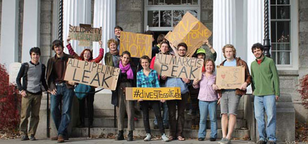 Students demonstrate for fossil fuel divestment