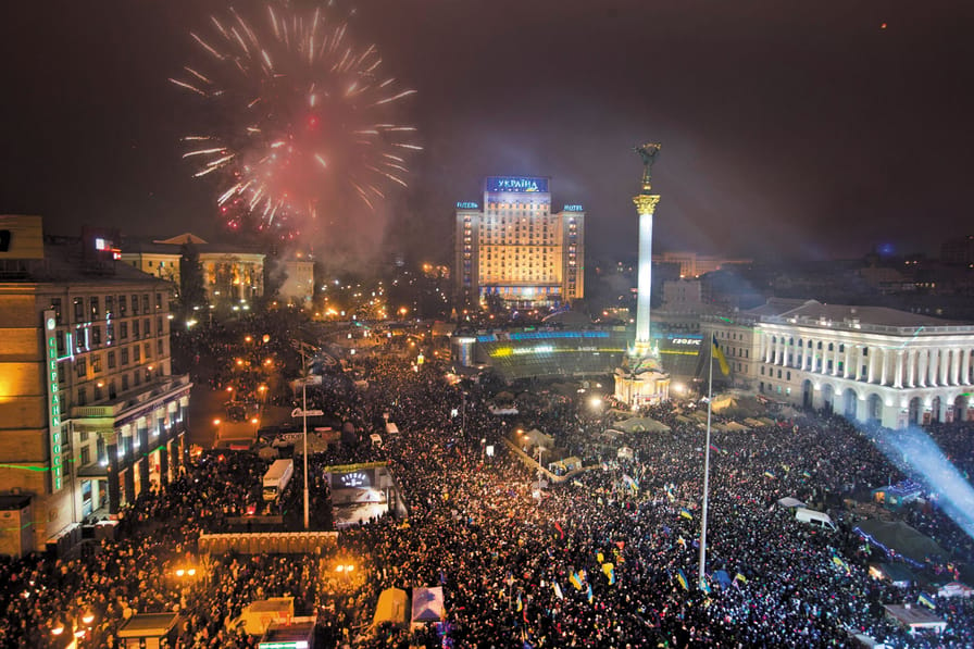 Pro-EU-protesters-celebrate-the-New-Year-in-Kiev’s-Maidan-January-1-2014