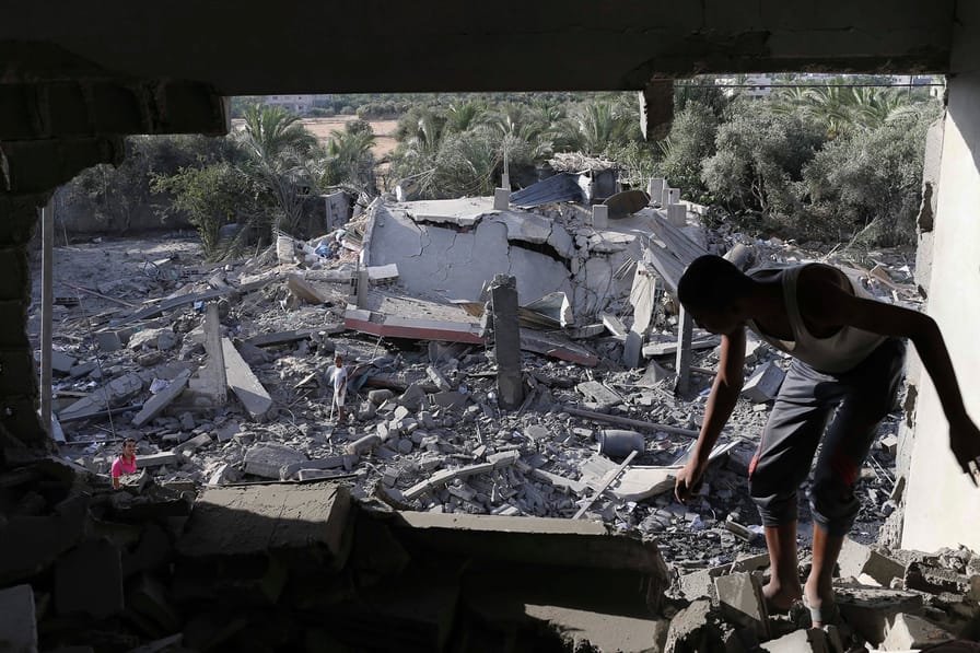 Damaged-house-in-Gaza