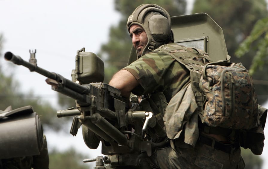 Georgian-soldier-in-a-tank