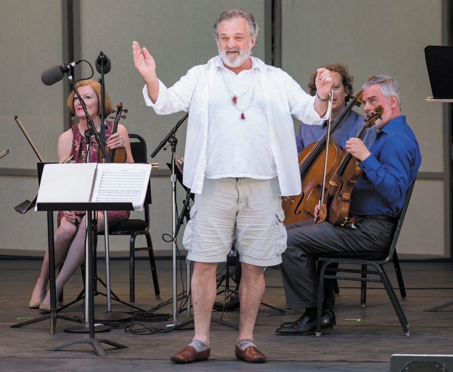 Mark-Morris-leads-audience-members-in-a-sing-along-at-the-Ojai-Music-Festival