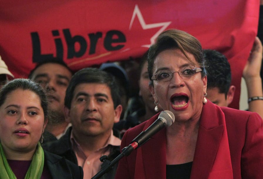 Honduran-presidential-candidate-Xiomara-Castro-of-the-Liberty-and-Refoundation-party-ReutersJorge-Cabrera