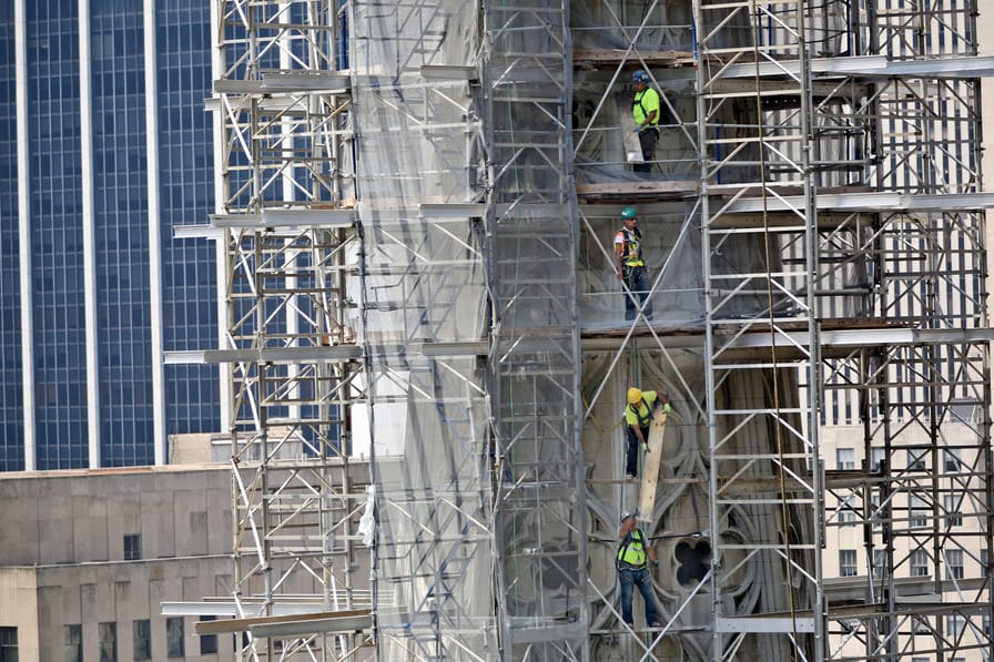 construction-workers-at-St.-Patricks-Cathedral-New-York-City