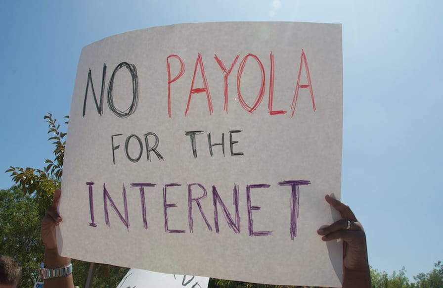 Net-neutrality-protest