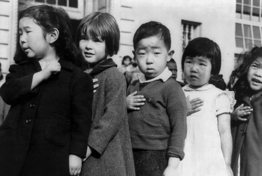 pJapanese-American-schoolchildrenp