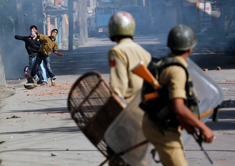 Kashmiri-protestors