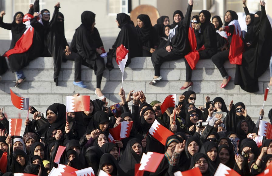Women-rally-against-the-Bahrain-government