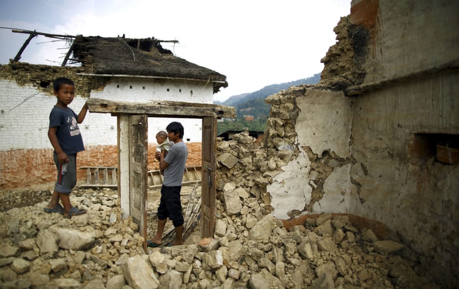 Earthquake-victims-in-Nepal