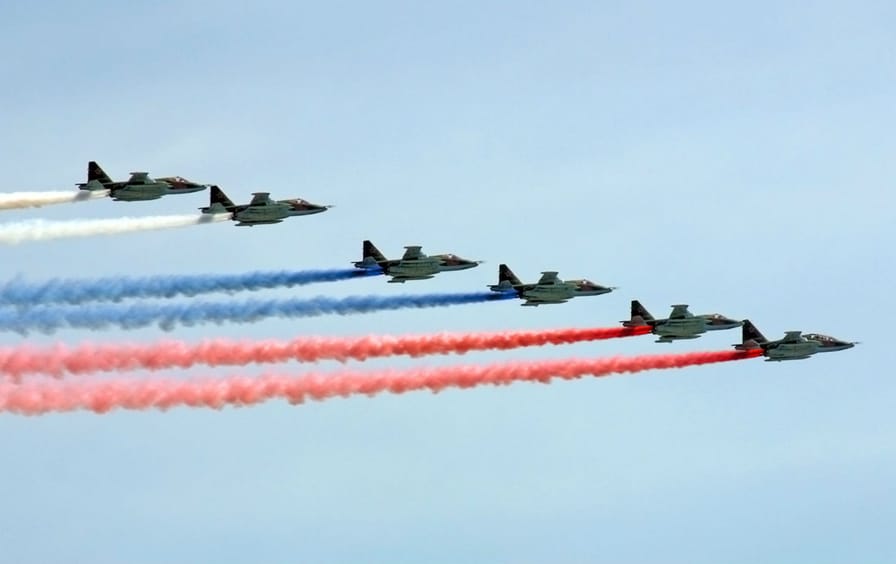 Russian-fighter-jets-celebrate-Victory-Day