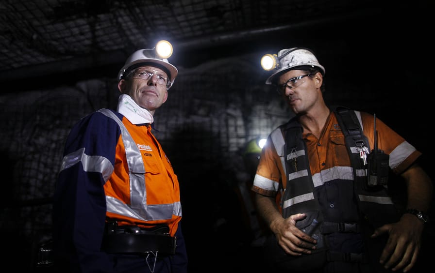Tony-Abbott-in-the-Metropolitan-coal-mine