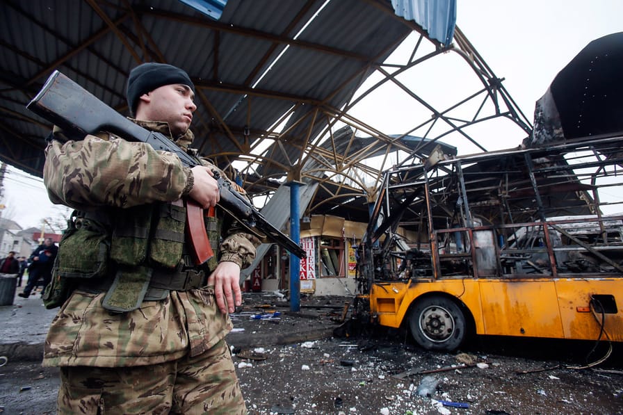 Shelled-bus-station-in-Donetsk