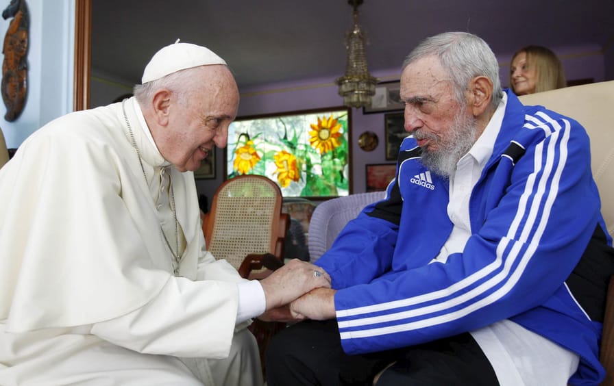 pope_and_fidel_rtr_img