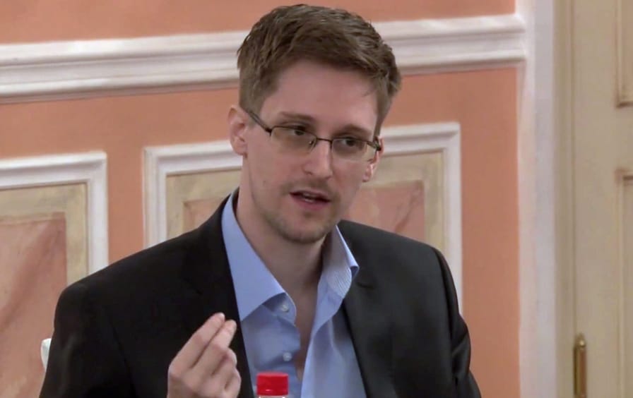 Edward_Snowden_AP_img