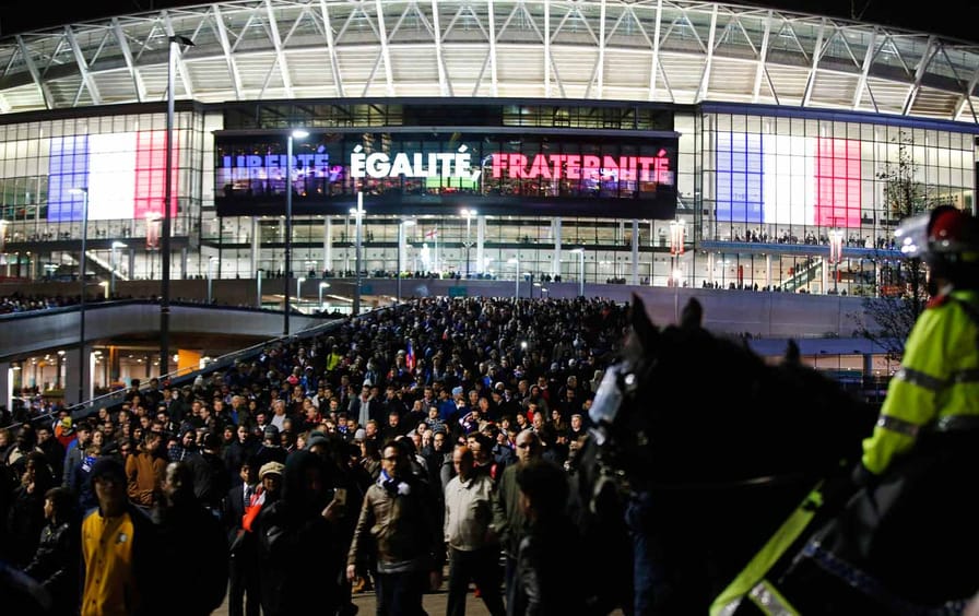 France_Britain_soccer_ap_img