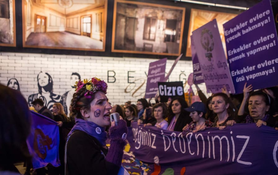 womens_day_rally_turkey_ap_img