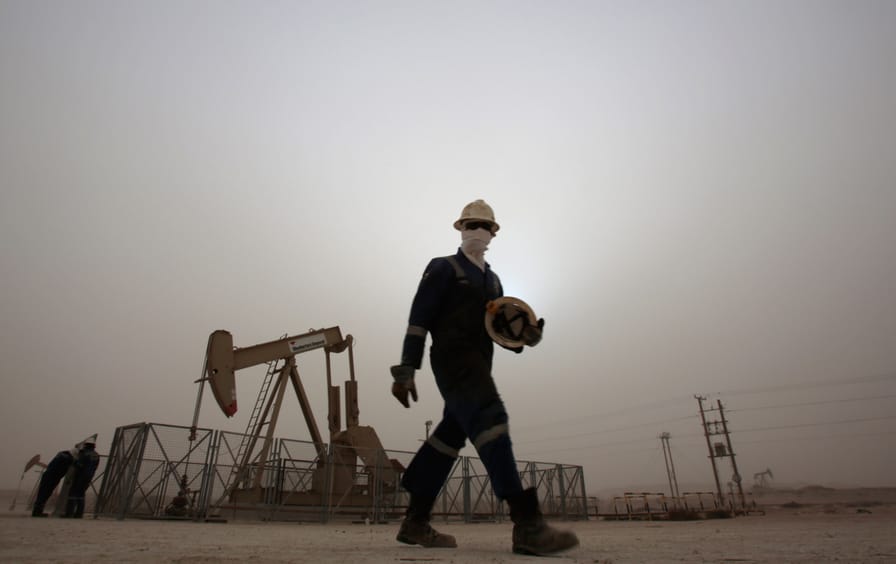 Oil Worker Bahrain