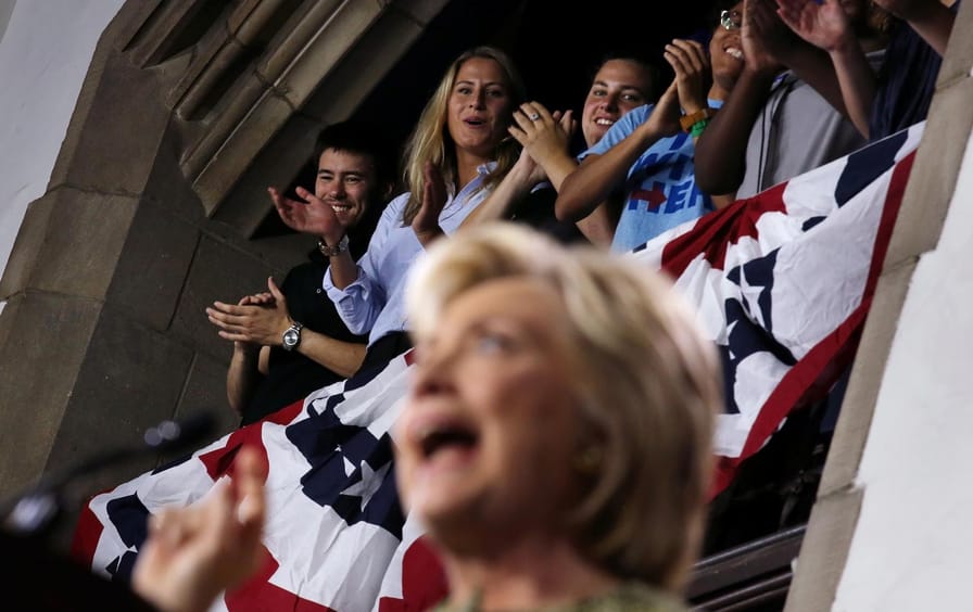 Students_Hillary_Clinton_rtr_img