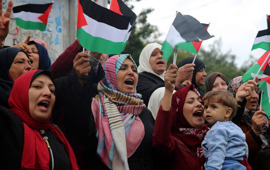 Palestinian Women Protesting
