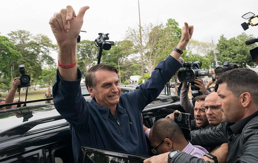 Bolsonaro Press Thumbs Up