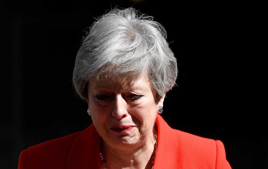Theresa May resigns