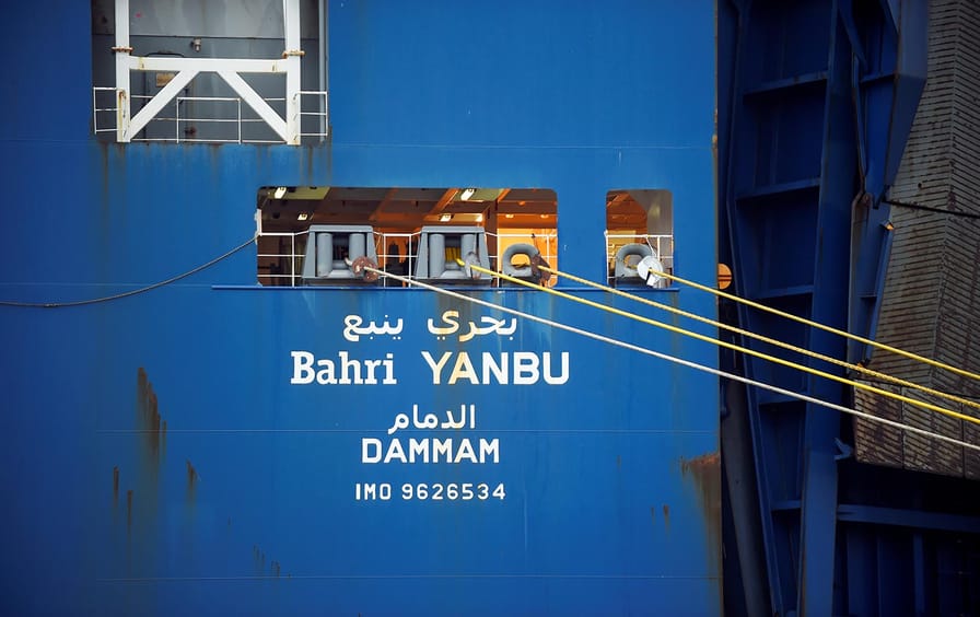 Saudi Ship Dockworkers Protest