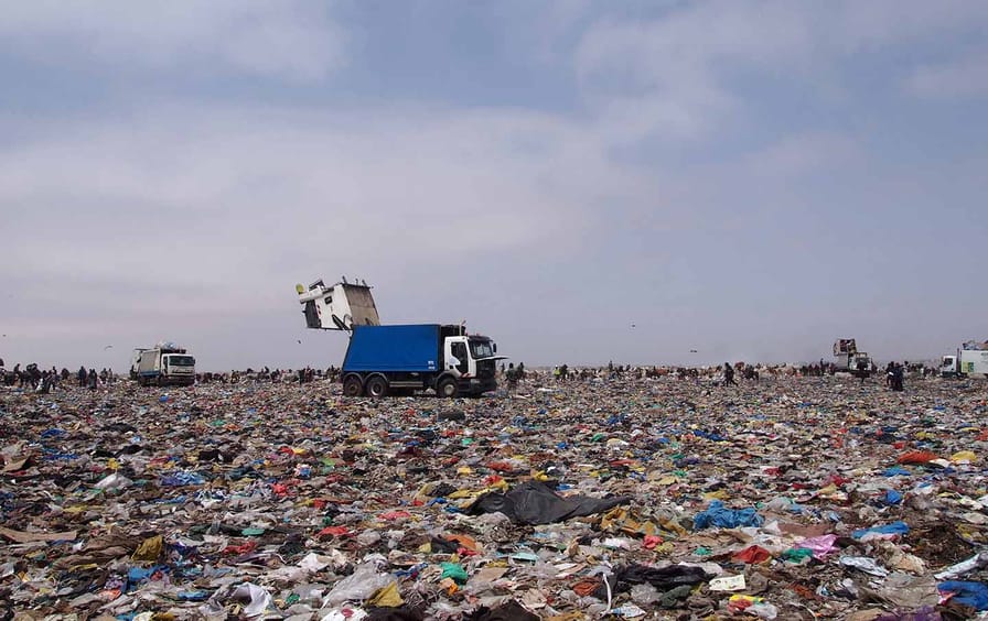 mbeubeuss-fernelius-4-otu-img