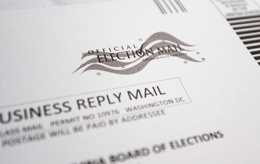 absentee-ballot-envelope-vote-gty-img