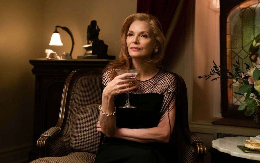 Michelle Pfeiffer in French Exit