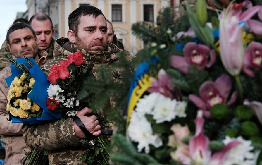 Ukraine soldiers at funeral