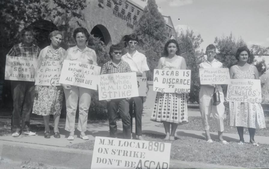 The women of the Empire Zinc strike on the picket line.