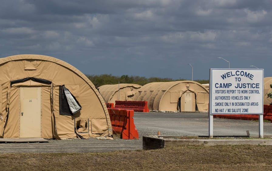 Tent housing at Guantánamo Bay