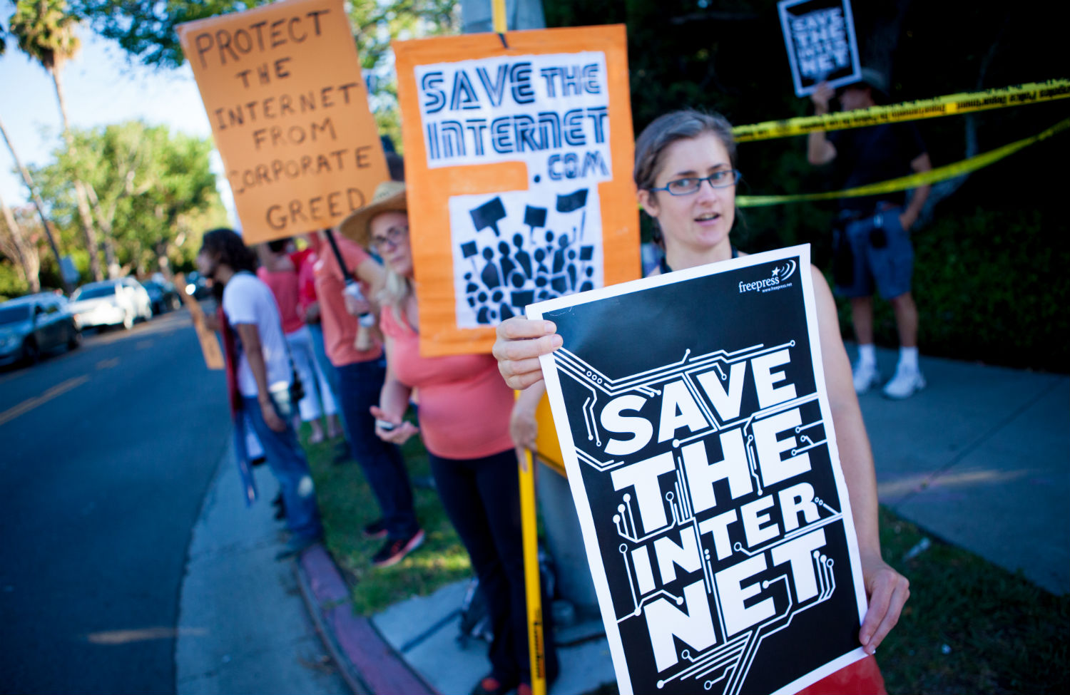 Obama Tells the FCC to ‘Implement the Strongest Possible Rules to Protect Net Neutrality’