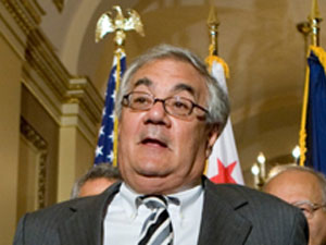For Kerry’s Seat, Party Activists Push Barney Frank Online