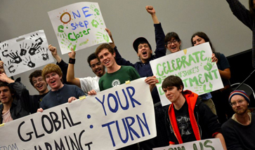 Fossil Fuel Divestment Campaign Wraps Up First Semester on 192 Campuses
