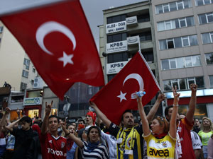 ULTRA-magnetic FCs: The Soccer Fans at the Heart of Turkey’s Uprising