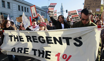 Berkeley Faculty Votes to Condemn Chancellor for Police Violence