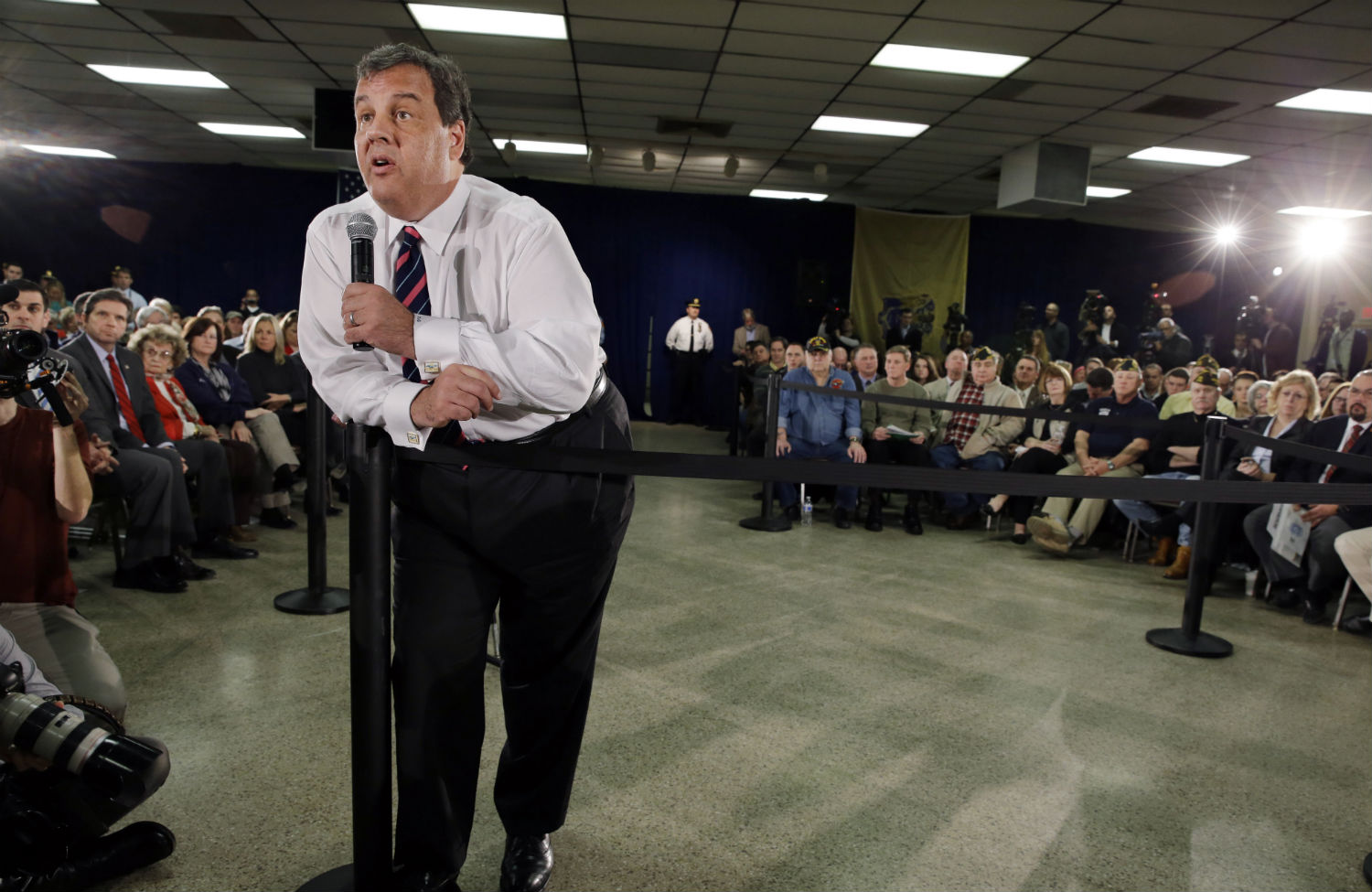 At a Town Hall Meeting, Christie Blames Obama, FEMA, Feds for Sandy Aid Problems