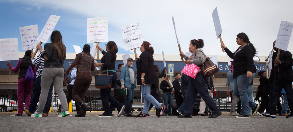 If Airport Ebola Screening Makes You Feel Safer, You Should Know What Workers Are Saying