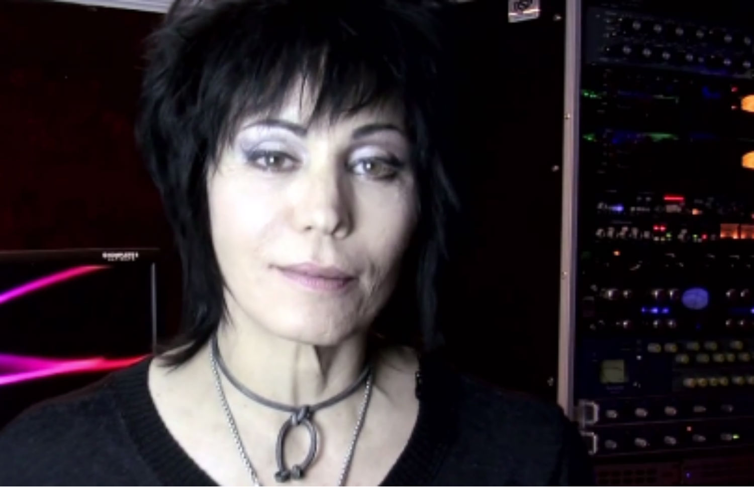 Joan Jett Gets Out the Vote
