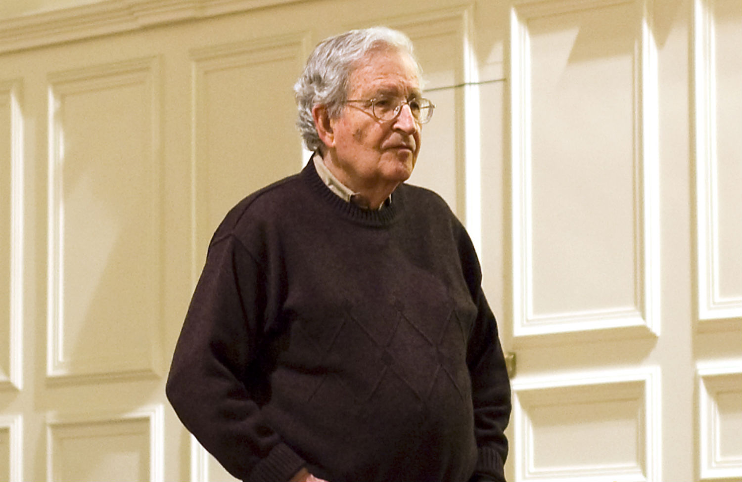 Interview With Noam Chomsky on the Crisis in Central America and Mexico