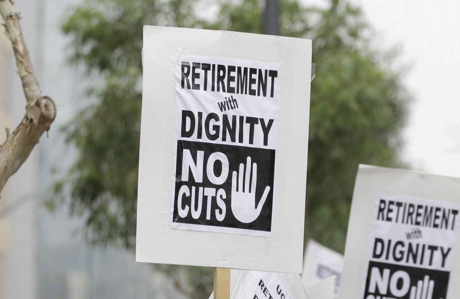 How the Unemployment Relief Bill Might Weaken Your Pension