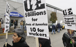 Workers vs. Investors: Chicago Window Factory in Danger of Liquidation