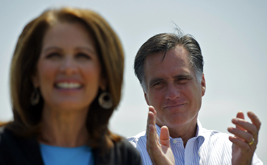 What Mitt Romney’s Body Language Is Trying to Tell Us