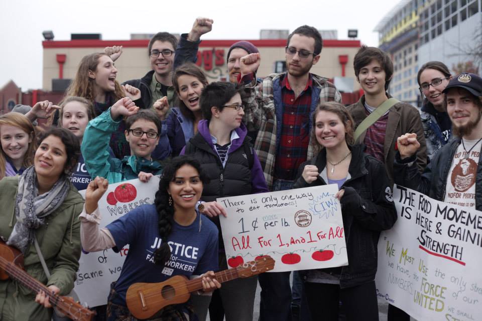 Students Mobilize Against Wendy’s for Farmworkers’ Rights