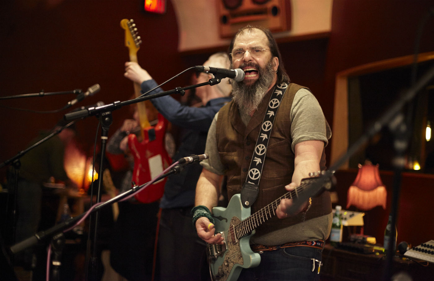 Interview With Steve Earle