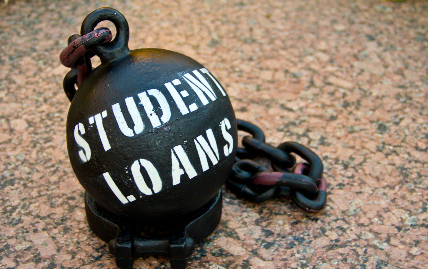 We Need to End the Student Loan Debt Crisis