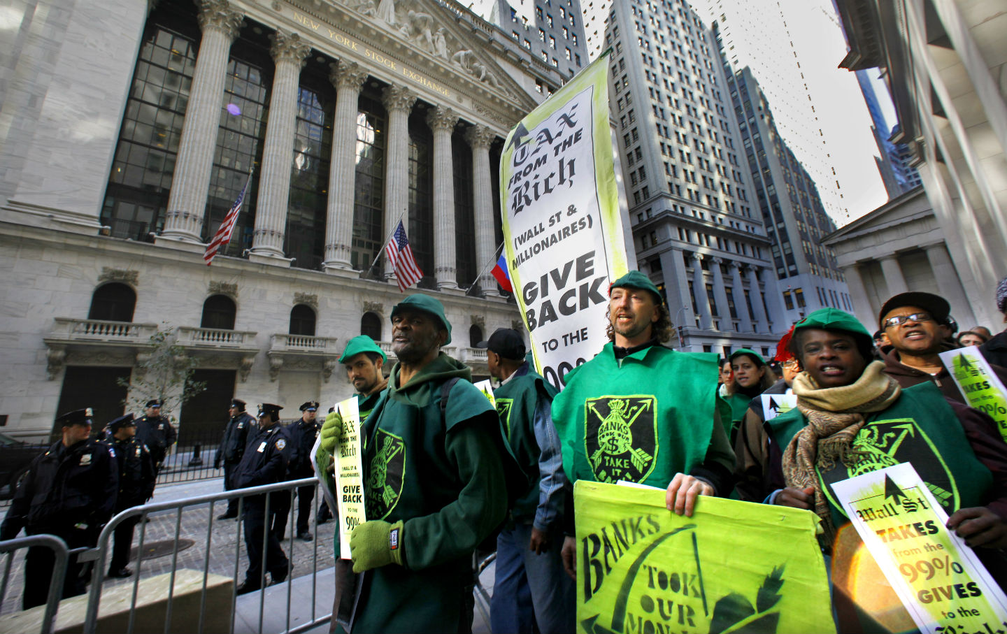 Will Connecticut Go Robin Hood on Low-Wage Bosses?