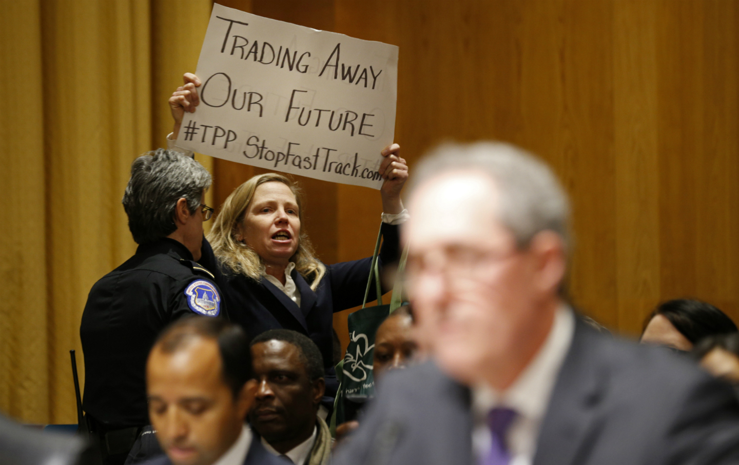 2 Million Americans Petition Congress to Reject Fast Track
