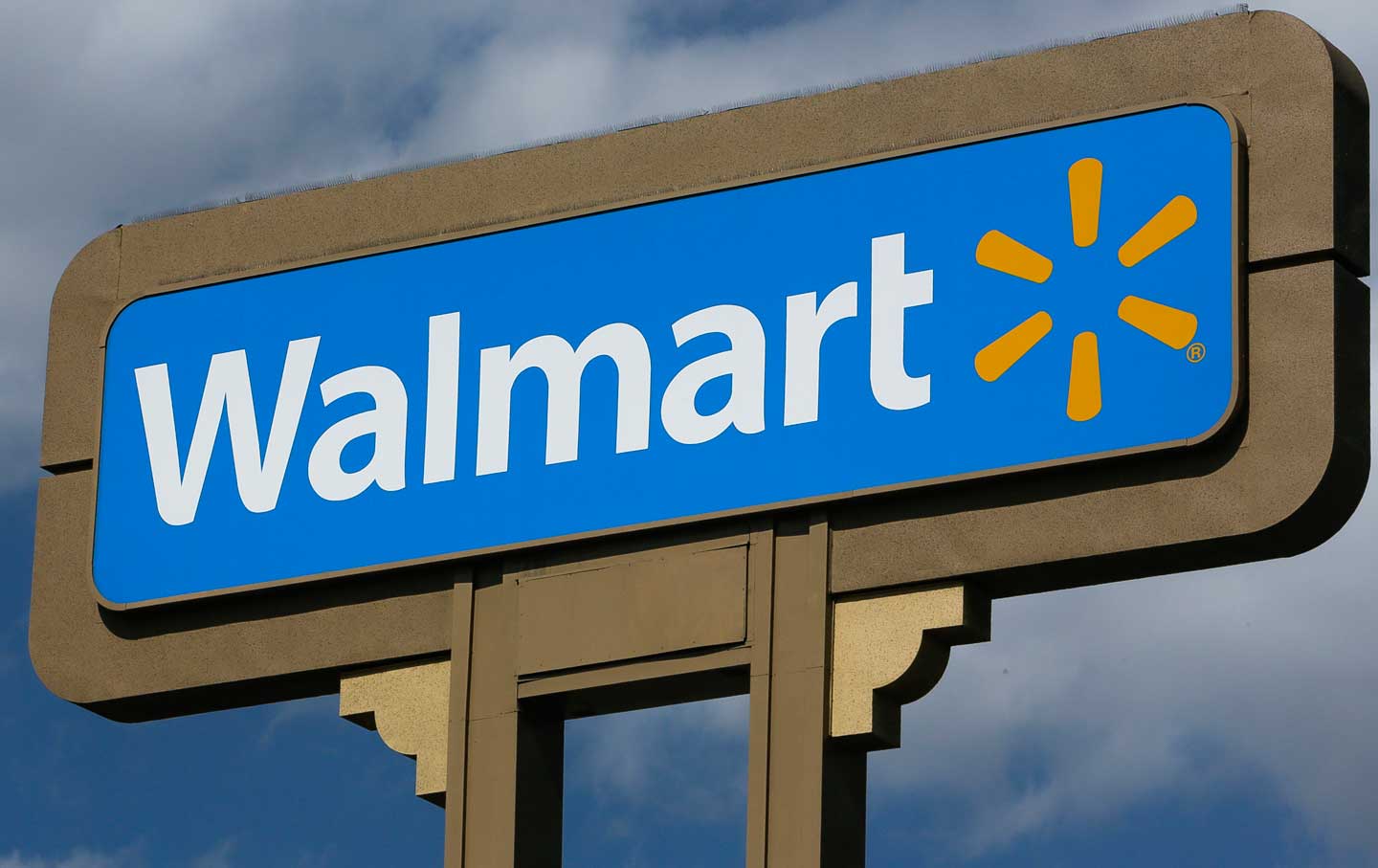 Walmart Just Instituted Its Own Assault-Weapons Ban