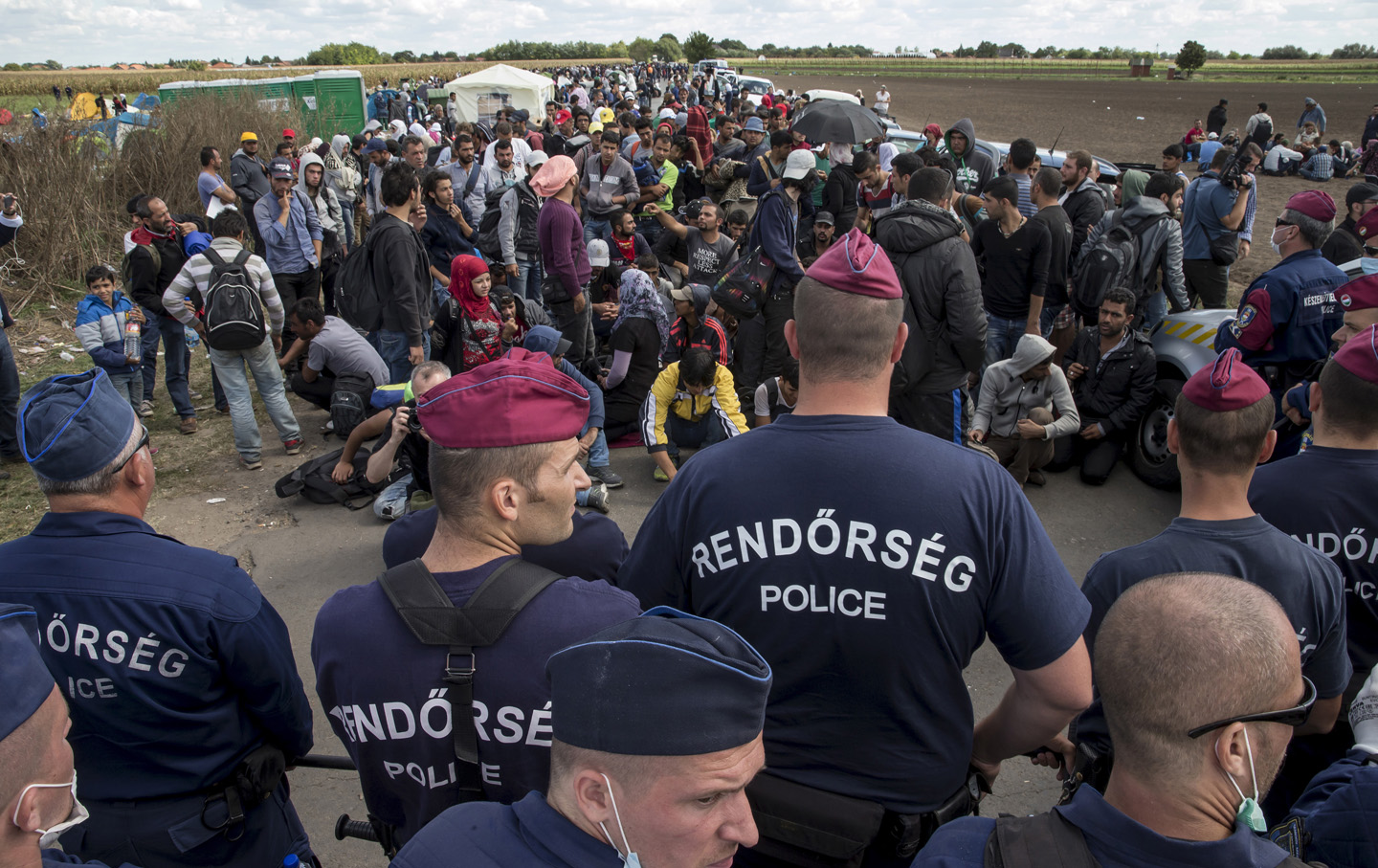 Migrants and Austrian police